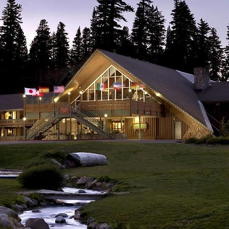 Mammoth Mountain Inn Маммот Лейкс Экстерьер фото